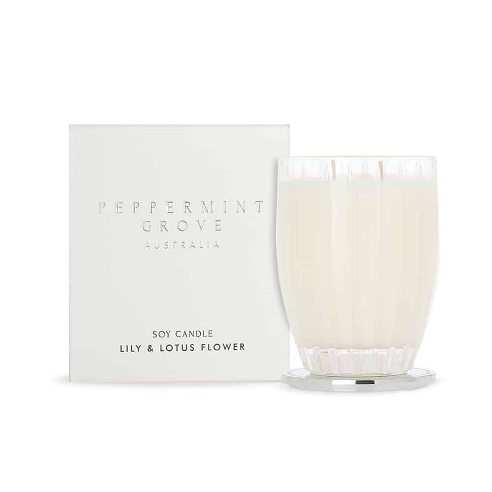 Peppermint Grove Candle / Lily & Lotus Flower Large Candle 370g